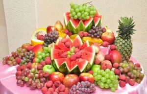 MESA DE NATAL, COMO ENCANTAR! 32 mesa-frutas-evento-26